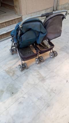 Geoby twin stroller