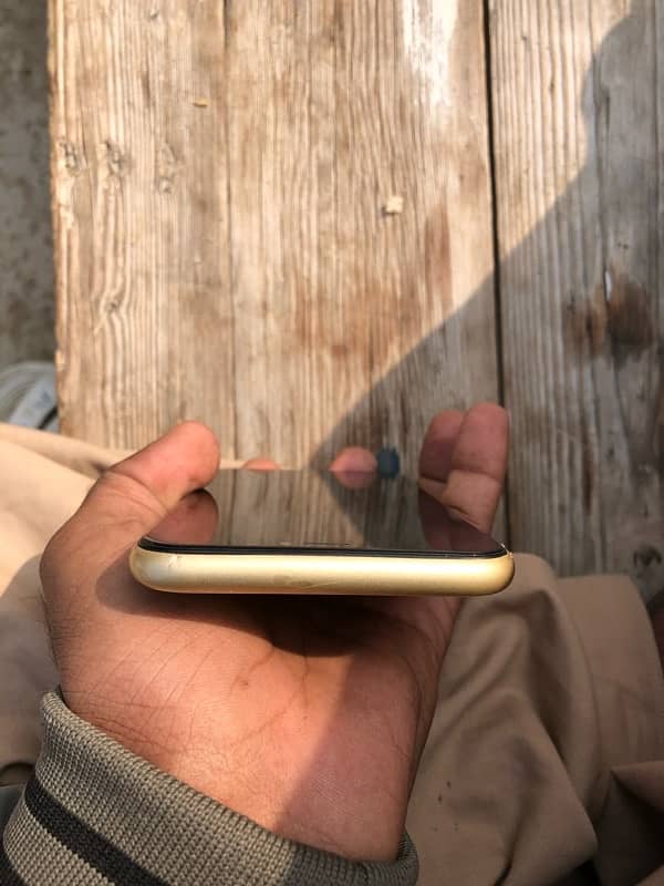 Iphone xr non pta 80 health 5