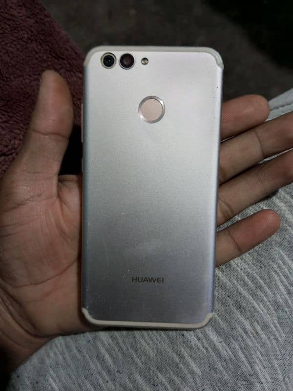 huawei nova 2  4gb 64gb ok phone no msg only call 8