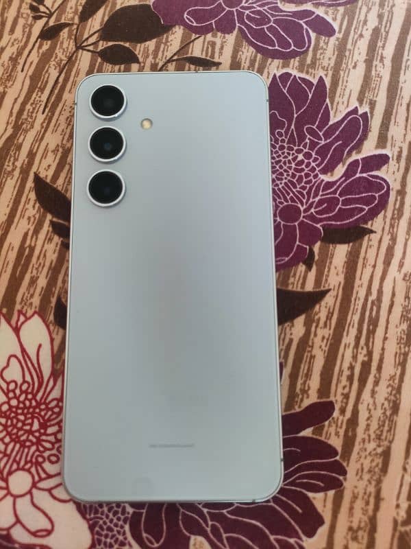 Samsang S24 256GB Snapdragon Variant 11