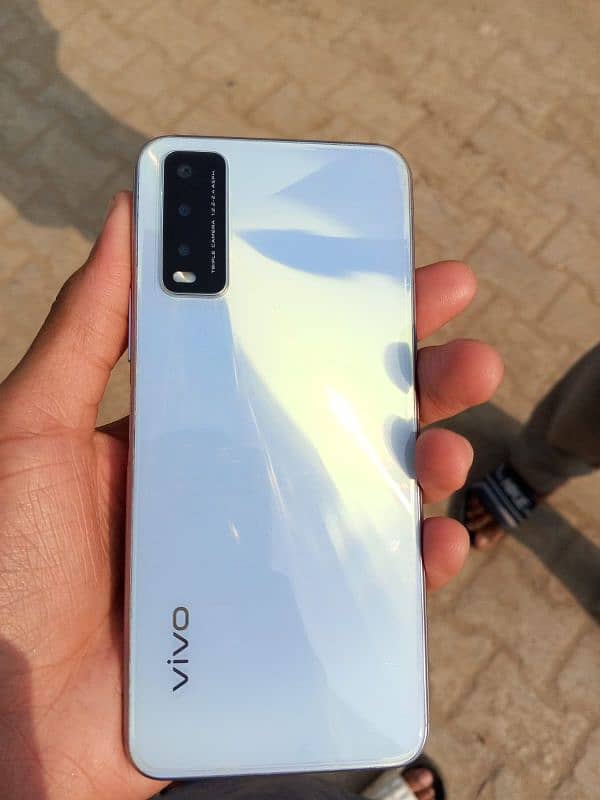 vivo y20 for only Whatsapp. 03168577331 0