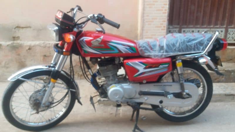 HONDA125 model 2021 HYDERABAD number ha urgent sell no SMS only phone 3