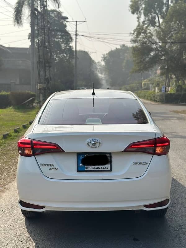 Toyota Yaris 2021 CVT Gli automatic 10