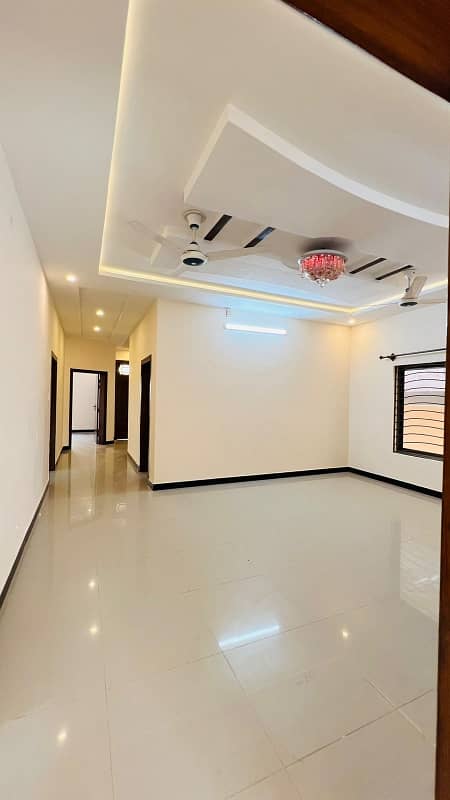 10 Marla Double Unit House For Sale 21