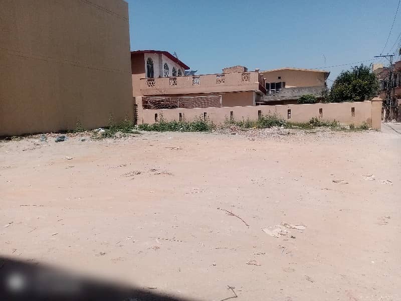 10 Marla Corner Plot For Sale At Prime Location Near The Main Road 0