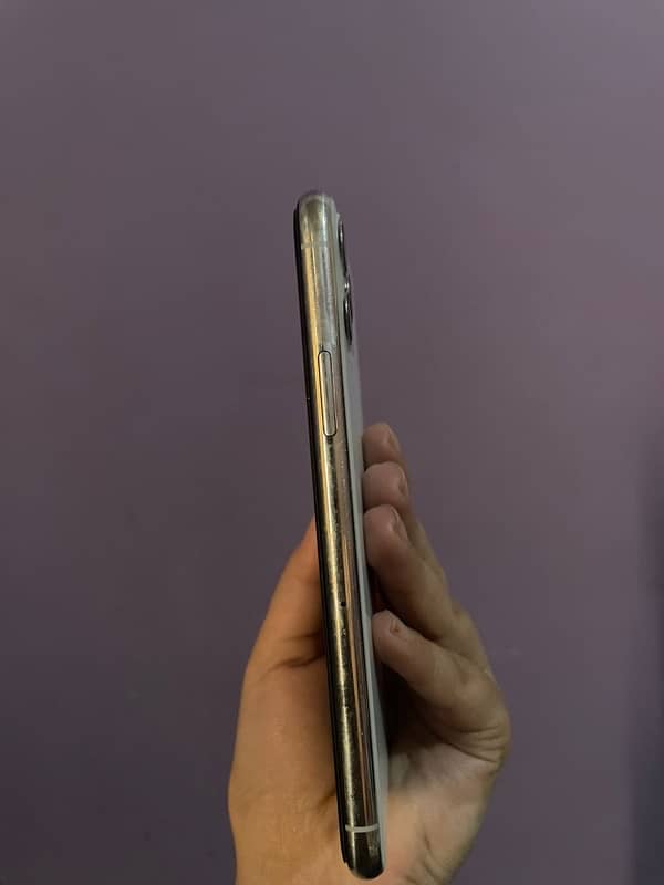 Iphone 11 pro PTA approved 3