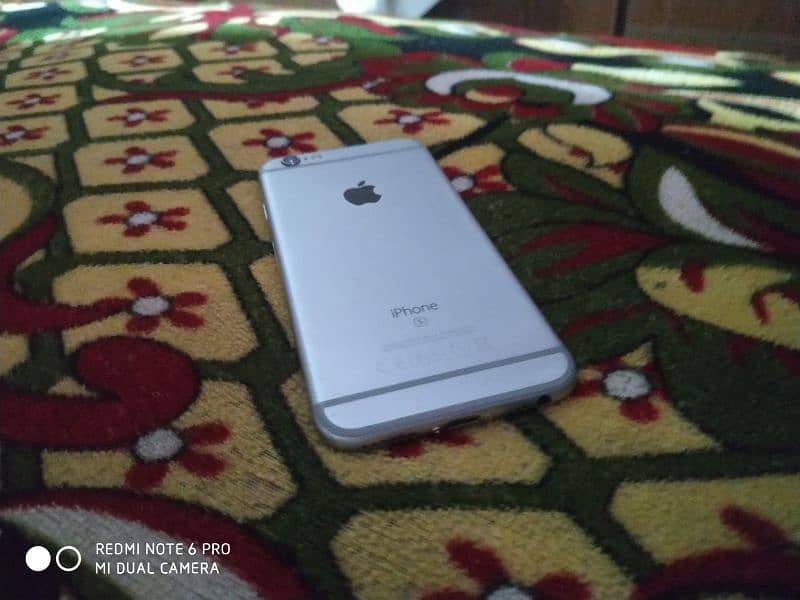 over pwered iphone 6s for sell 32gb in very low price 2