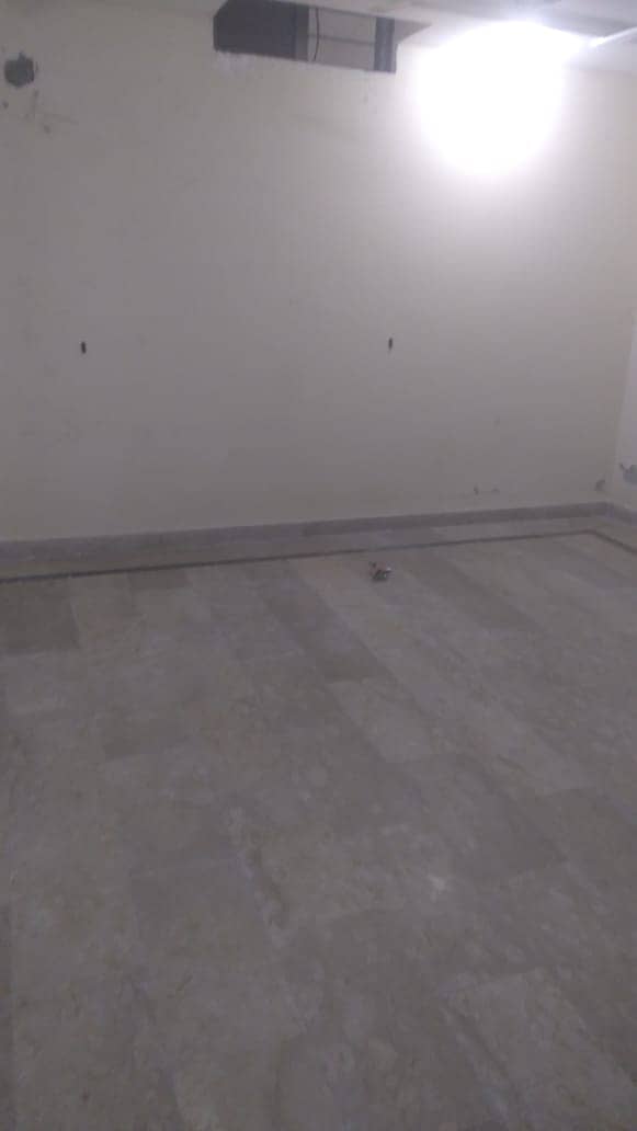 1-Kanal basement available for rent 60k 9