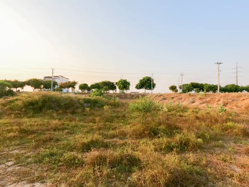 1 Kanal Plot For Sale In The Perfect Location Of LDA Avenue - Block H 9