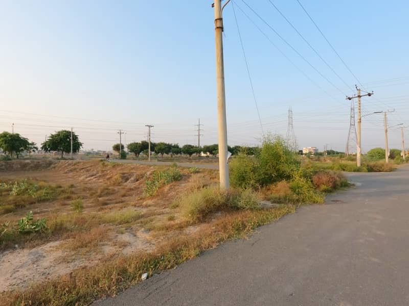 1 Kanal Plot For Sale In The Perfect Location Of LDA Avenue - Block H 14