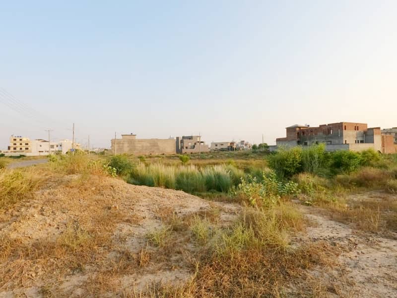 1 Kanal Plot For Sale In The Perfect Location Of LDA Avenue - Block H 15