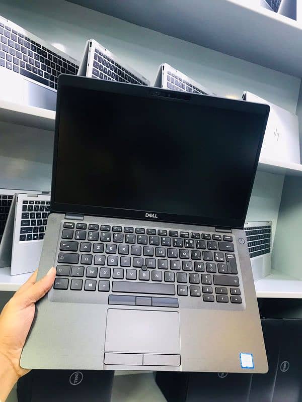 Dell Latitude 5400 4