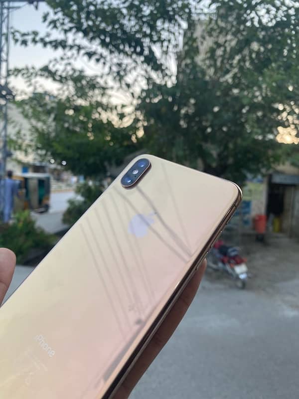 iphone xsmax 3