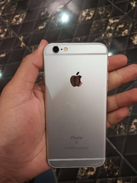 iphone 6s Non PTA Lush Condition 1