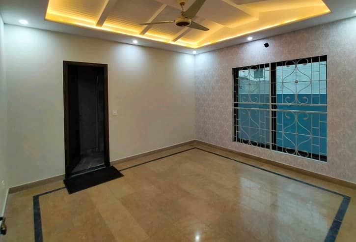 5 Marla House In Bahria Town - Sector C Is Available For sale 1