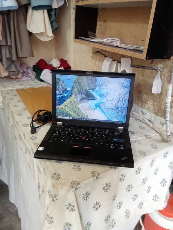 Lenovo T410 urgent sell 1