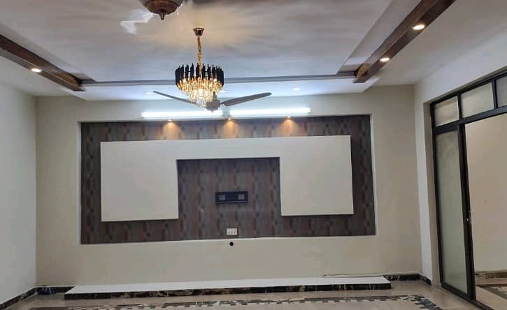 Well-constructed House Available For sale In Bahria Town - Sector C 6