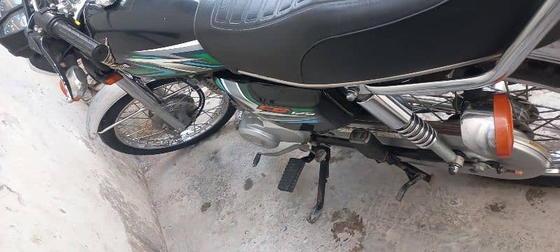 honda 125 2023 modl 7000 km driv all ok 0