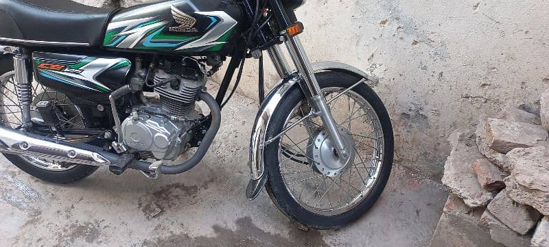 honda 125 2023 modl 7000 km driv all ok 8