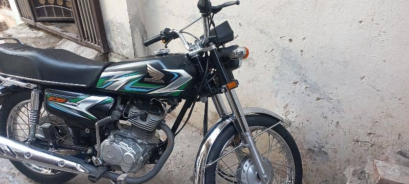 honda 125 2023 modl 7000 km driv all ok 10