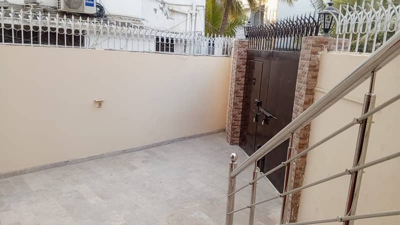 Double Storey 275 Square Yards House Available In Gulshan-E-Iqbal - Block 13-D2 For Sale 15