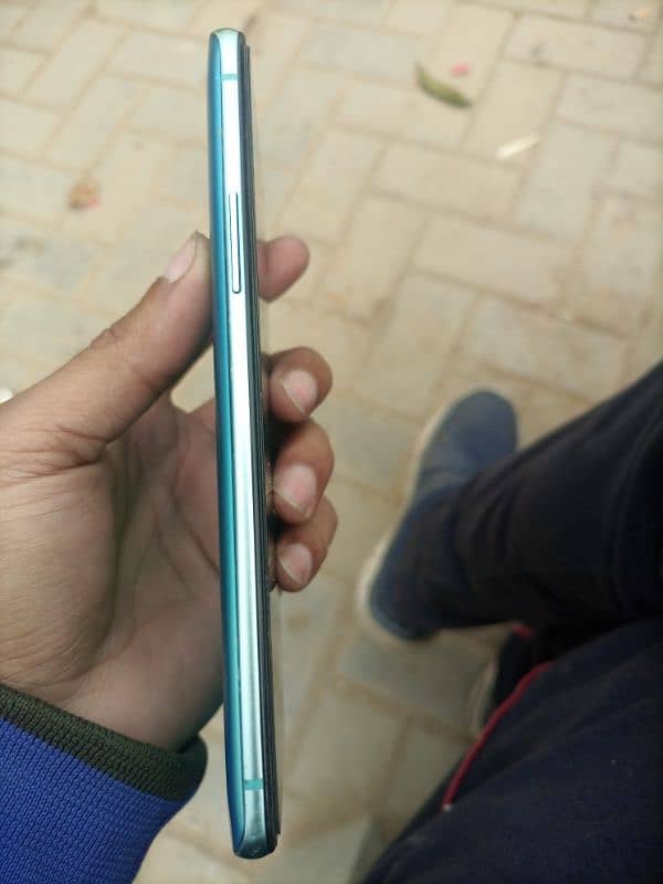 One plus 8t 3