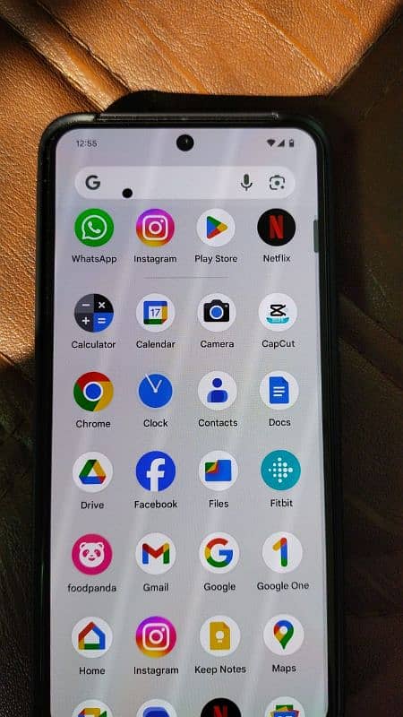 google pixel 8 obsidian color 6