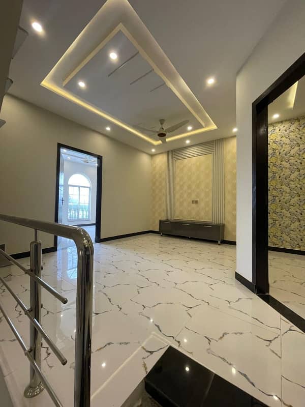 3 Marla Registery intqal House for sale Opposite DHA Phase 5 9