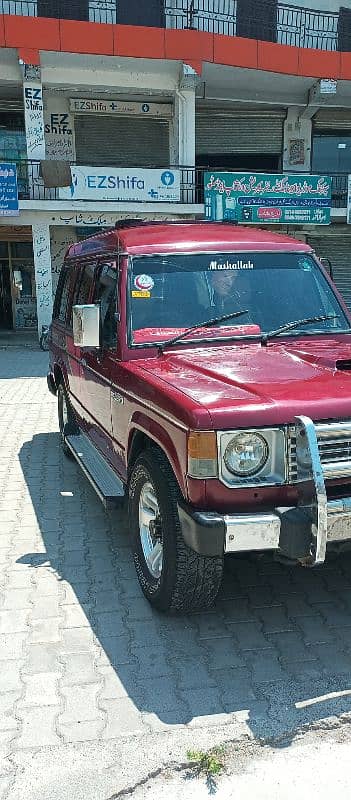 Mitsubishi Pajero 1989 7