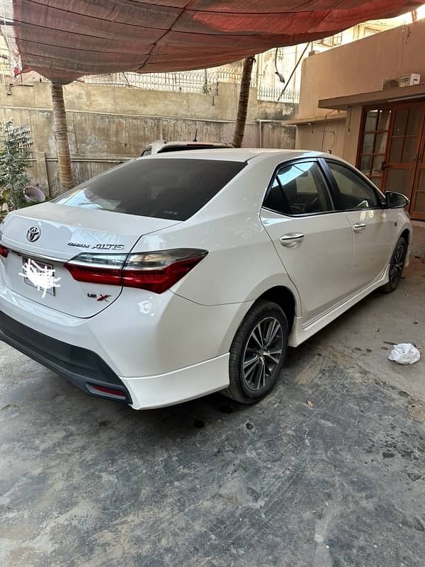 Toyota Corolla Altis 1.6 2022 Special Edition 2