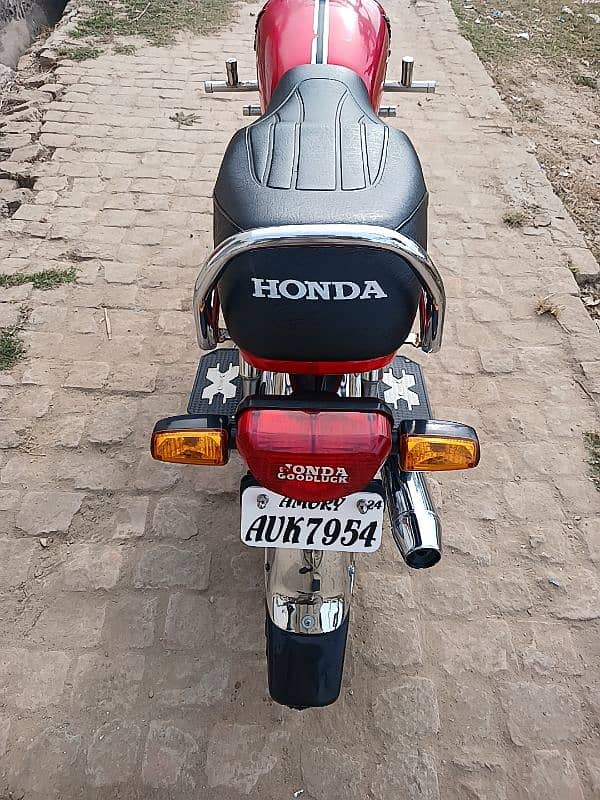 honda 70 2024 6