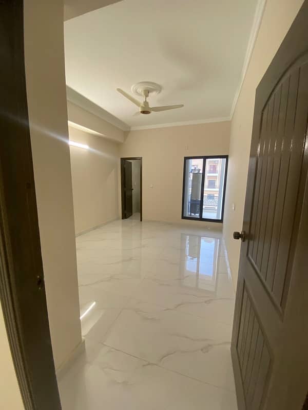 3 bedroom brand new unfurnished apartment available for Rent warda hamna 4 8