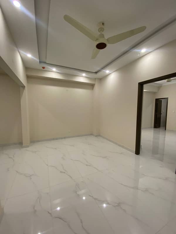 3 bedroom brand new unfurnished apartment available for Rent warda hamna 4 11