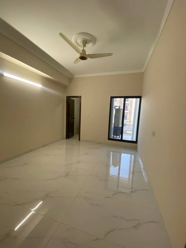 3 bedroom brand new unfurnished apartment available for Rent warda hamna 4 14