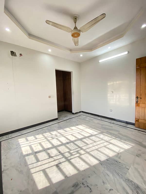 11 Marla 3bed Ground Portion For Rent In Pak Town 0