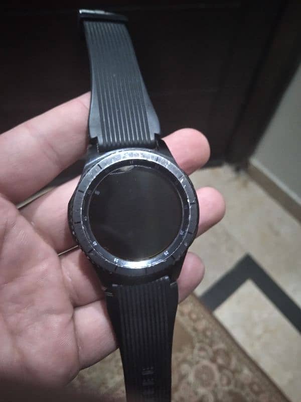 gear s3  frontier only back crack with box waterproof 1