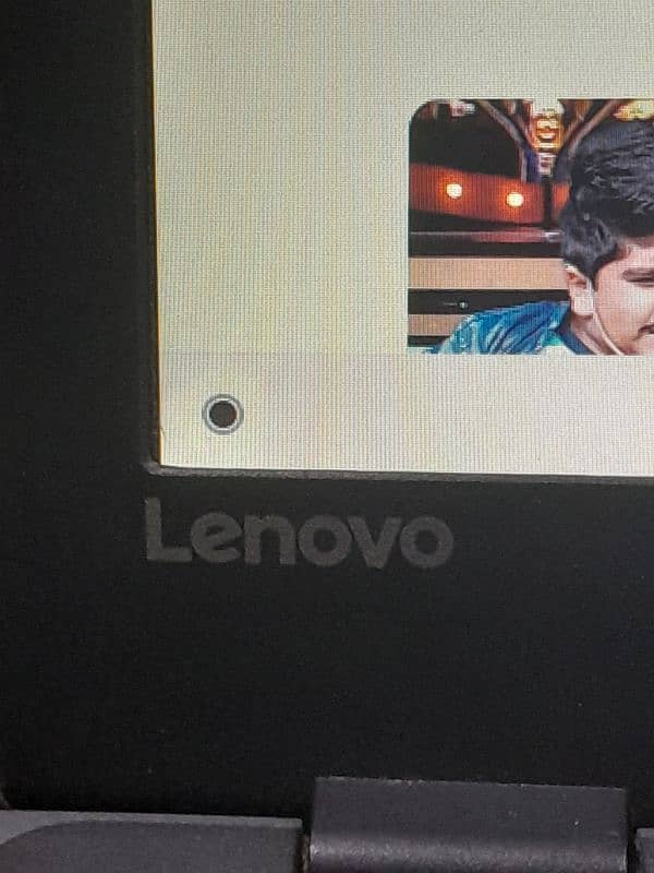 LENOVO 100E CHROMEBOOK 4GB/32GB 1