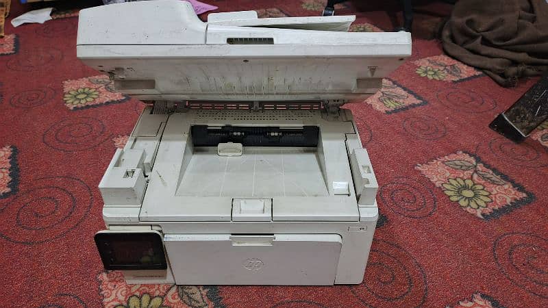 HP 3 in 1 printer, scanner, and copier model(laser jet proMFP M130 fw) 3