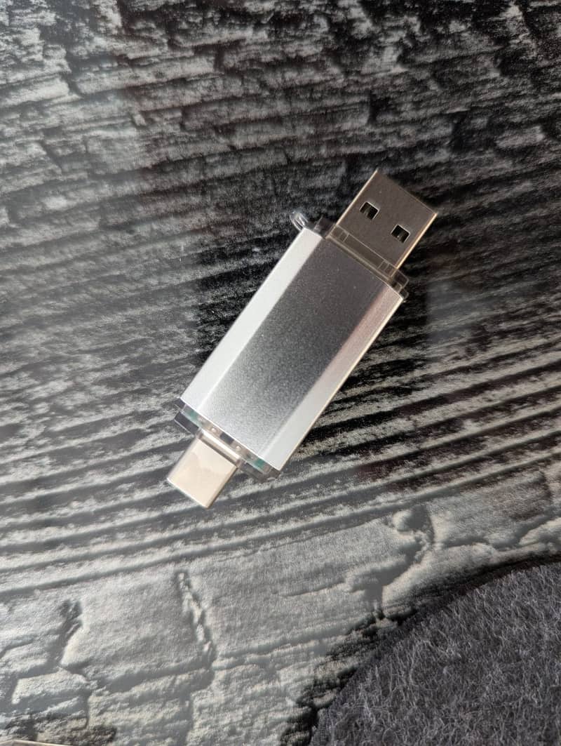 Title: 64GB USB Flash Drive - Dual Port (USB & Micro USB) Type C 1