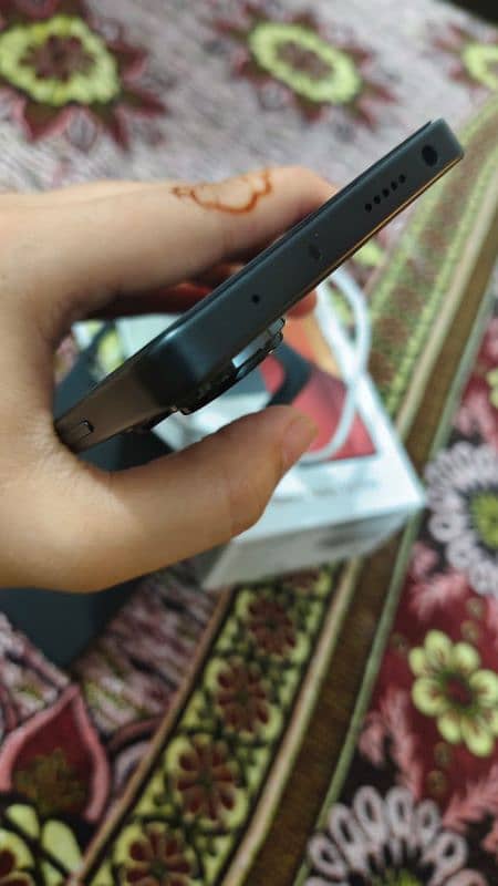 xiaomi Redmi 13pro new condition 2