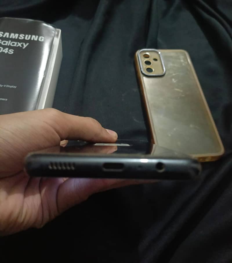 Samsung A04s Look Like A New (Mint Condition) 2