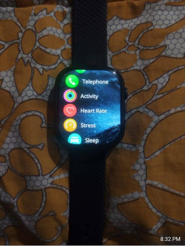 smart watch AMOLED display 3