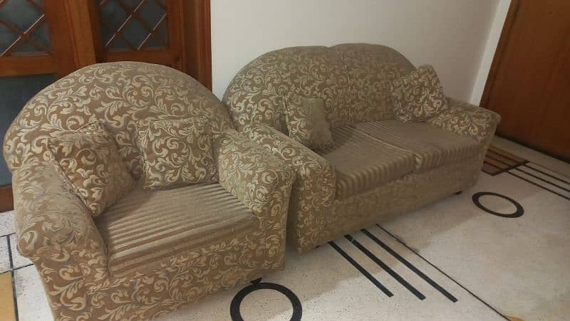 3+2+1 , Used Nice Condition Sofa Set 3