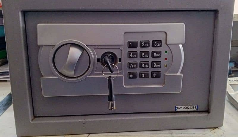 Digital Safe Locker 0