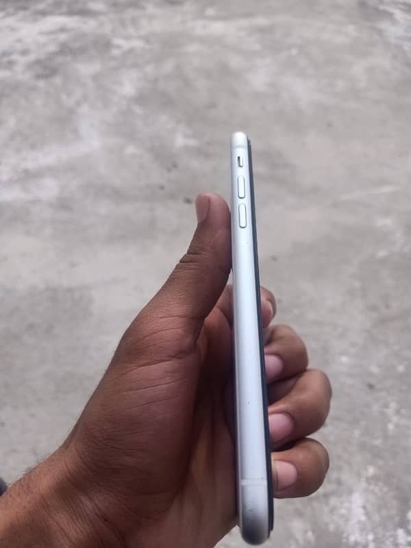 iPhone XR Non pta 1