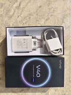 vivo v40 12 plus 12  256 and 2moth 15 day use condition 10/10