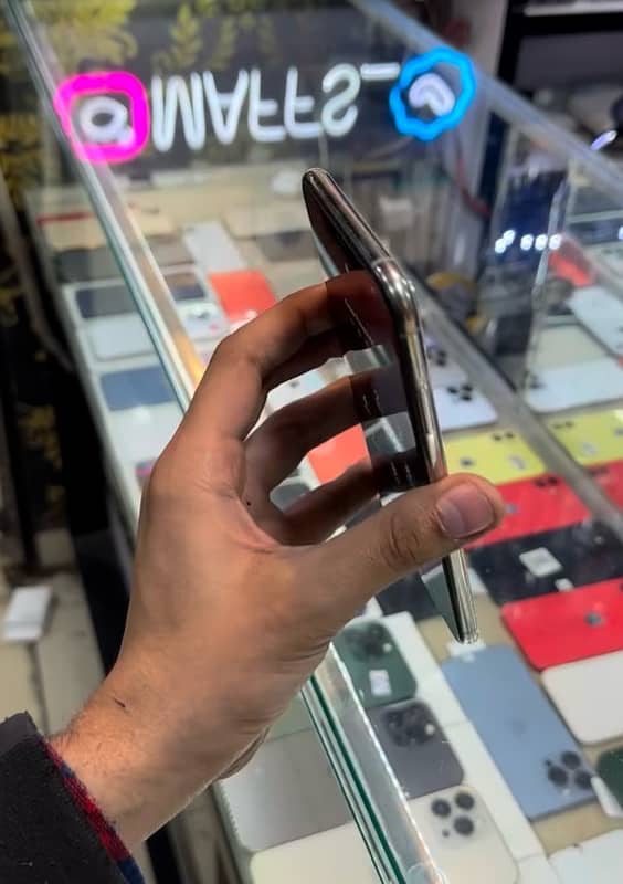 iphone Xs Max dual sim PTA Aproved 3