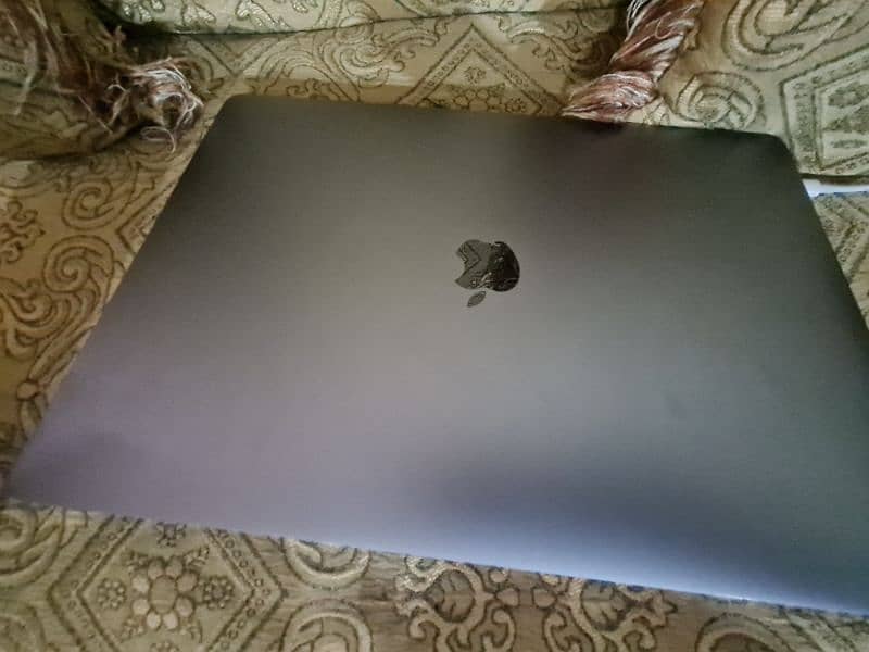 Macbook Pro 2017 0