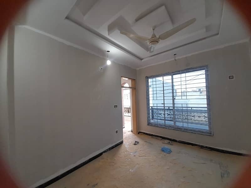 5 Marla Double House Available For Sale In Kainat Society 13