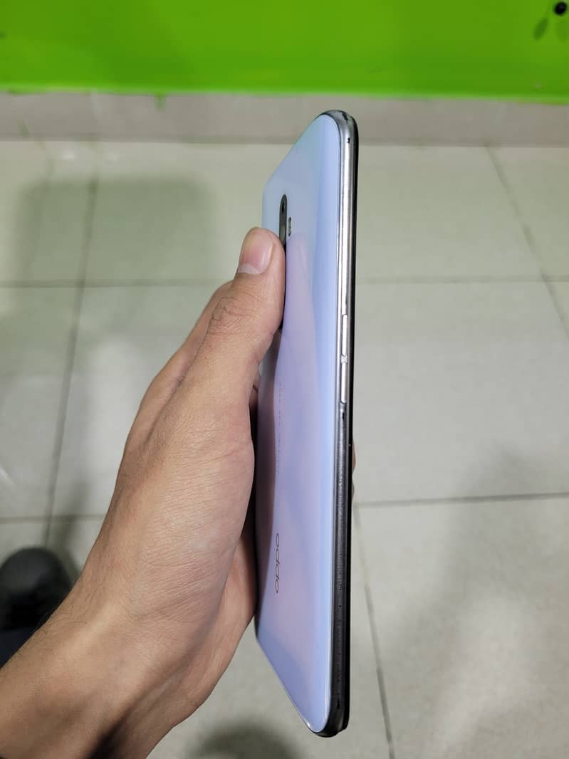 OPPO Reno 2f 6